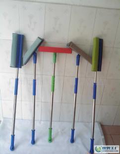 優質玻璃清潔用具 彩色鐵鋼與不銹鋼伸縮兩用窗刷，提升家居清潔效率